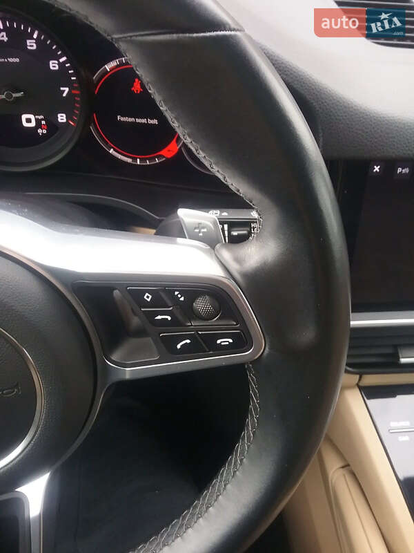 Внедорожник / Кроссовер Porsche Cayenne 2019 в Ровно