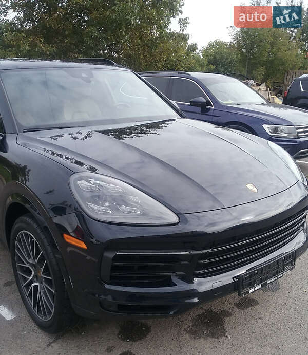Внедорожник / Кроссовер Porsche Cayenne 2019 в Ровно