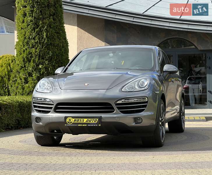 Позашляховик / Кросовер Porsche Cayenne 2014 в Львові