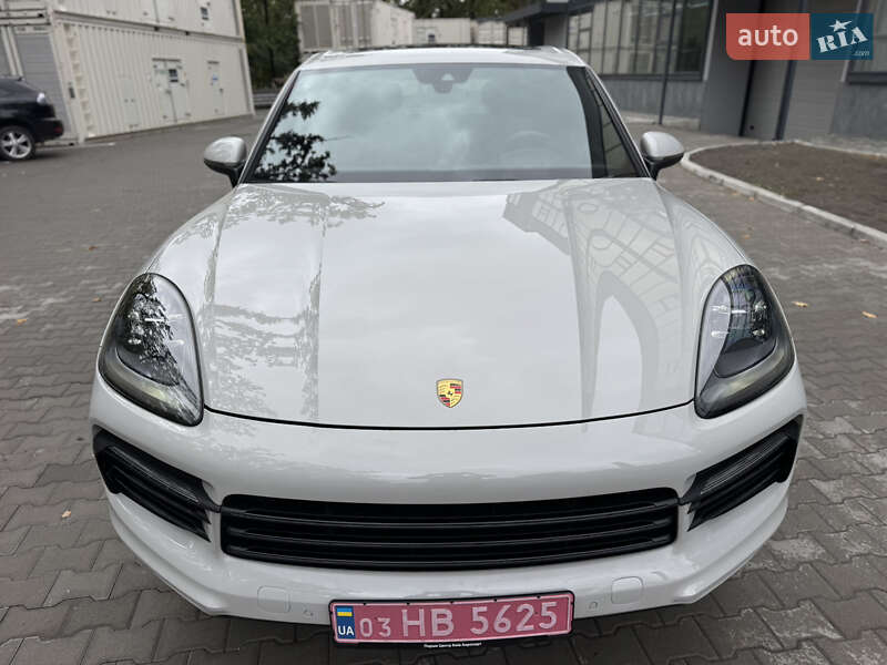 Позашляховик / Кросовер Porsche Cayenne 2020 в Києві