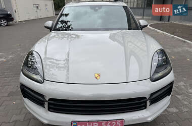 Позашляховик / Кросовер Porsche Cayenne 2020 в 