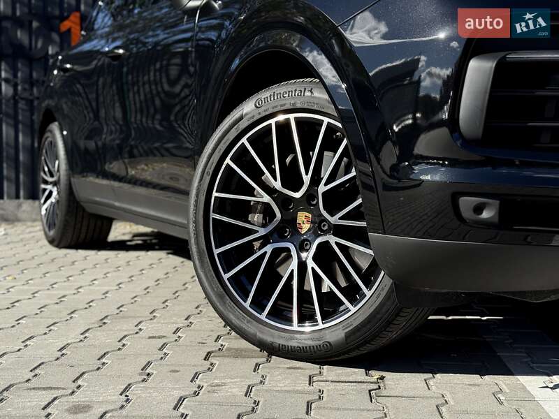 Позашляховик / Кросовер Porsche Cayenne 2022 в Києві