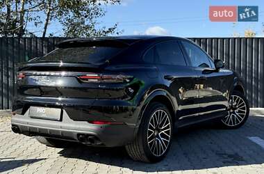 Позашляховик / Кросовер Porsche Cayenne 2022 в 
