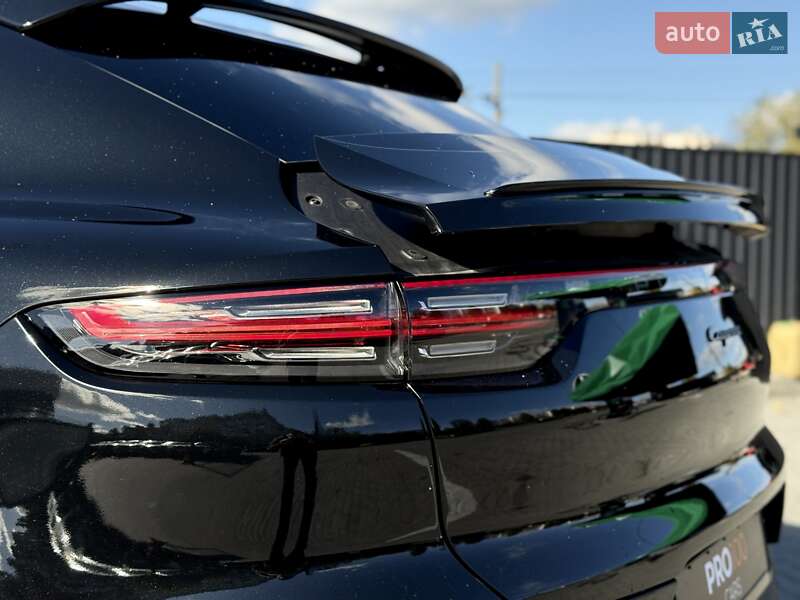 Позашляховик / Кросовер Porsche Cayenne 2022 в Києві