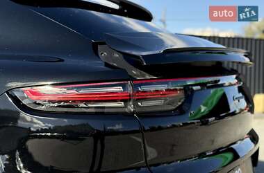 Позашляховик / Кросовер Porsche Cayenne 2022 в 