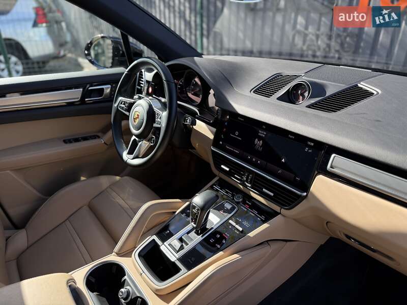 Позашляховик / Кросовер Porsche Cayenne 2022 в Києві