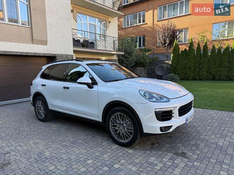 Внедорожник / Кроссовер Porsche Cayenne 2017 в Киеве фото 8 Внедорожник / Кроссовер Porsche Cayenne 2017 в Киеве