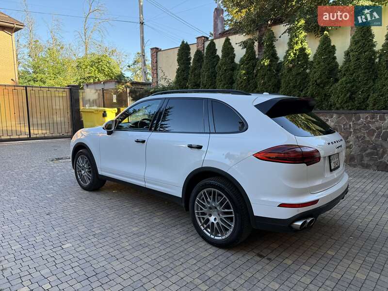 Внедорожник / Кроссовер Porsche Cayenne 2017 в Киеве фото 16 Внедорожник / Кроссовер Porsche Cayenne 2017 в Киеве