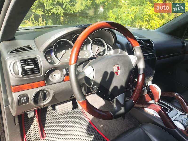 Позашляховик / Кросовер Porsche Cayenne 2008 в Коломиї