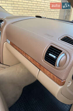 Позашляховик / Кросовер Porsche Cayenne 2007 в 