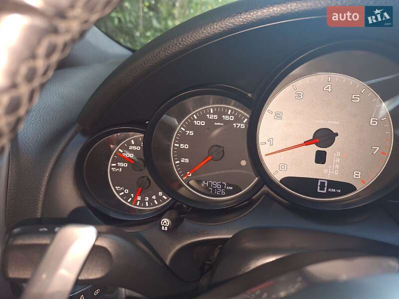 Внедорожник / Кроссовер Porsche Cayenne 2014 в Днепре