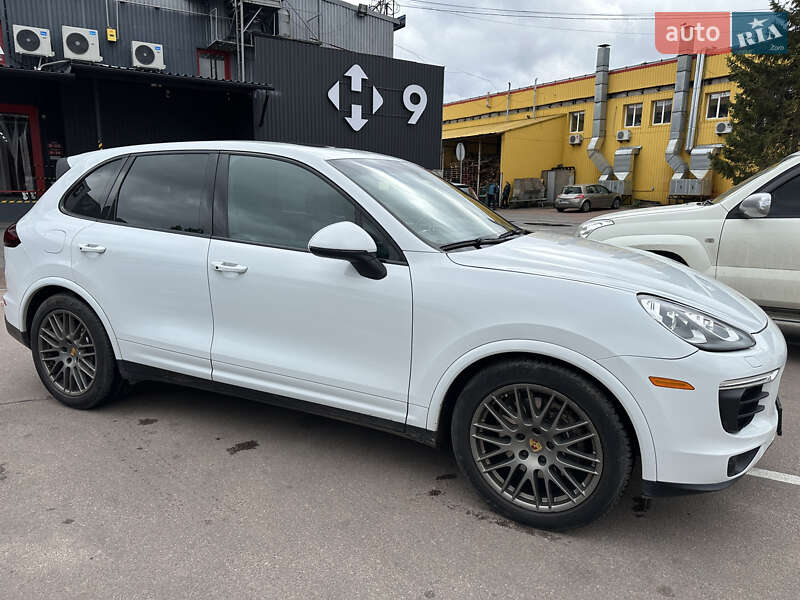 Внедорожник / Кроссовер Porsche Cayenne 2017 в Житомире фото 27 Внедорожник / Кроссовер Porsche Cayenne 2017 в Житомире