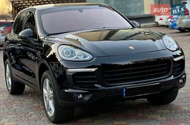 Позашляховик / Кросовер Porsche Cayenne 2015 в Одесі