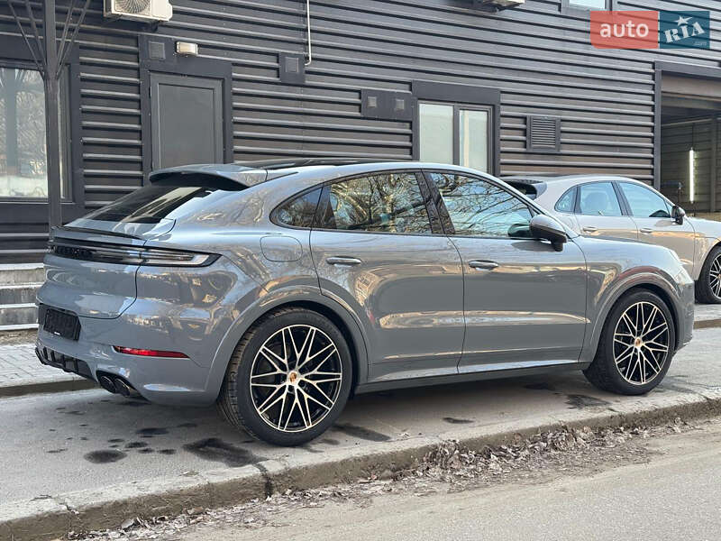 Позашляховик / Кросовер Porsche Cayenne 2024 в Києві