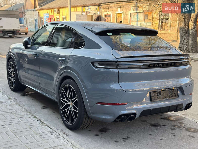 Позашляховик / Кросовер Porsche Cayenne 2024 в Києві
