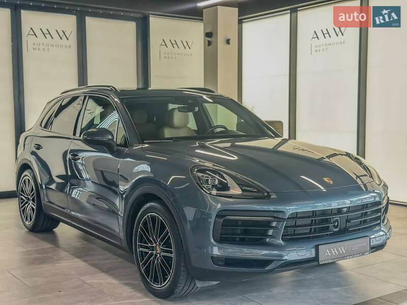 Позашляховик / Кросовер Porsche Cayenne 2019 в Львові