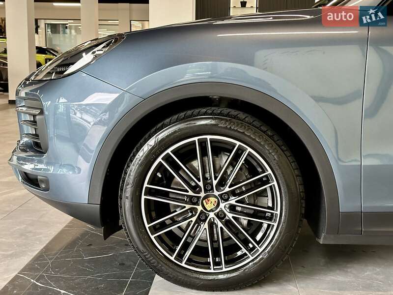 Позашляховик / Кросовер Porsche Cayenne 2019 в Львові