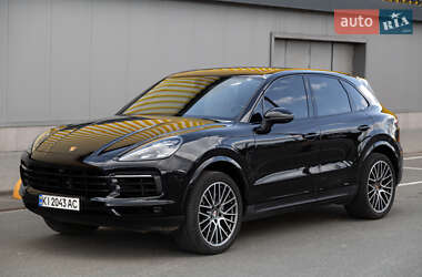 Внедорожник / Кроссовер Porsche Cayenne 2020 в 