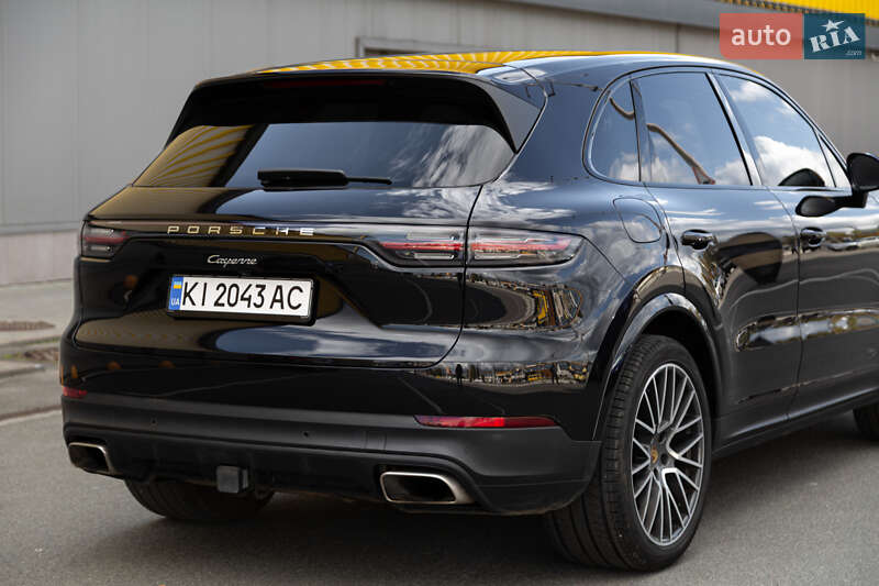 Позашляховик / Кросовер Porsche Cayenne 2020 в Києві
