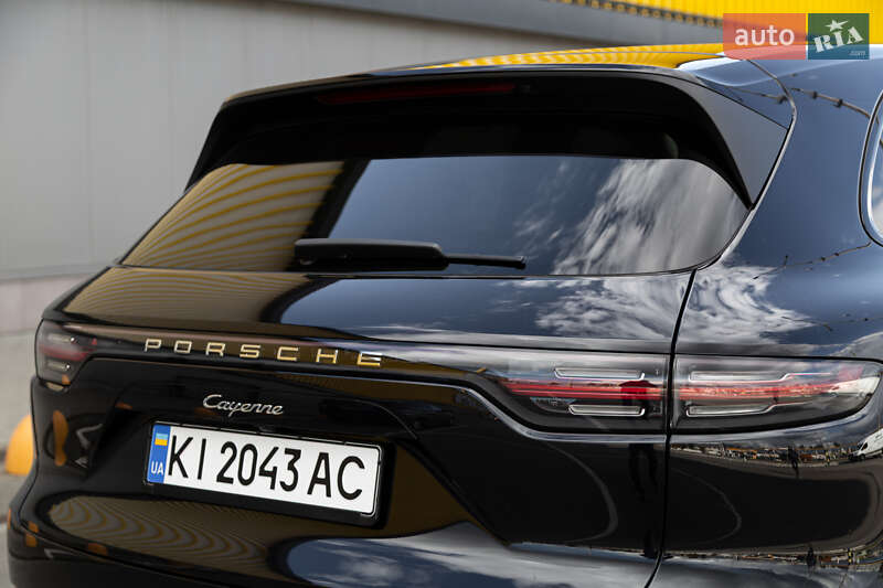 Позашляховик / Кросовер Porsche Cayenne 2020 в Києві