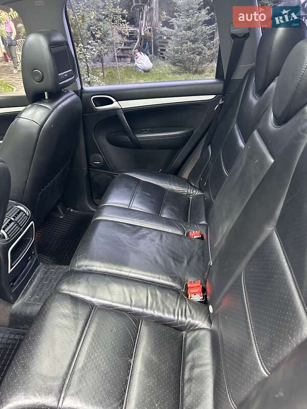 Внедорожник / Кроссовер Porsche Cayenne 2005 в Косове фото 6 Внедорожник / Кроссовер Porsche Cayenne 2005 в Косове