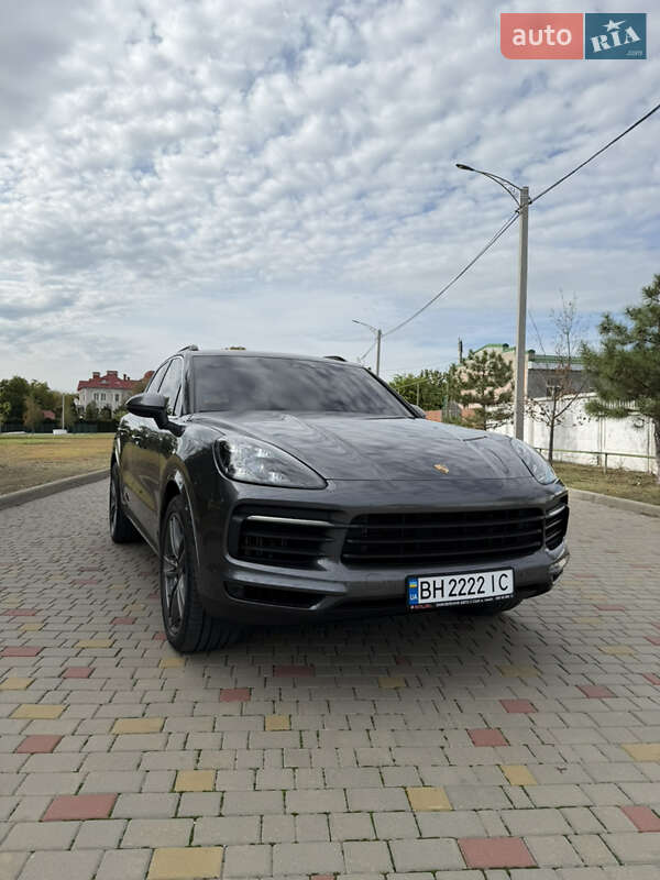 Внедорожник / Кроссовер Porsche Cayenne 2020 в Измаиле