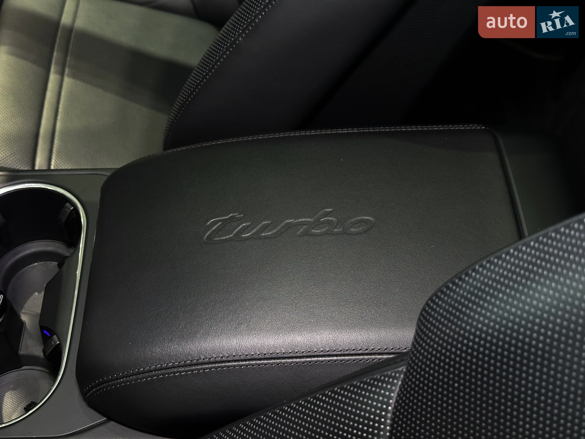 2019 Porsche Cayenne - мініатюра 29