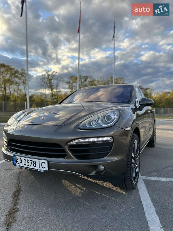 Внедорожник / Кроссовер Porsche Cayenne 2011 в Запорожье фото 4 Внедорожник / Кроссовер Porsche Cayenne 2011 в Запорожье