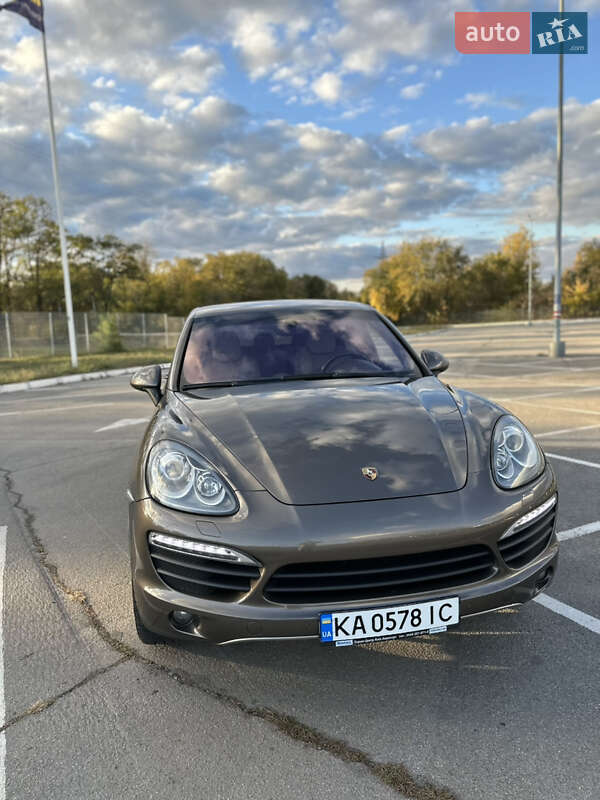 Внедорожник / Кроссовер Porsche Cayenne 2011 в Запорожье фото 7 Внедорожник / Кроссовер Porsche Cayenne 2011 в Запорожье