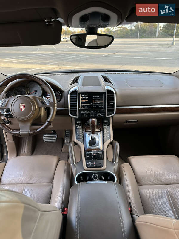 Внедорожник / Кроссовер Porsche Cayenne 2011 в Запорожье фото 40 Внедорожник / Кроссовер Porsche Cayenne 2011 в Запорожье