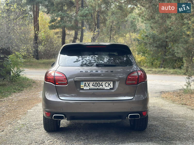 Внедорожник / Кроссовер Porsche Cayenne 2011 в Киеве фото 5 Внедорожник / Кроссовер Porsche Cayenne 2011 в Киеве