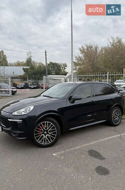 Внедорожник / Кроссовер Porsche Cayenne 2016 в Киеве