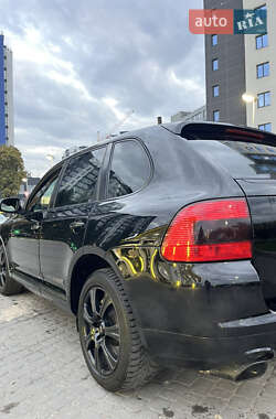 Позашляховик / Кросовер Porsche Cayenne 2006 в 