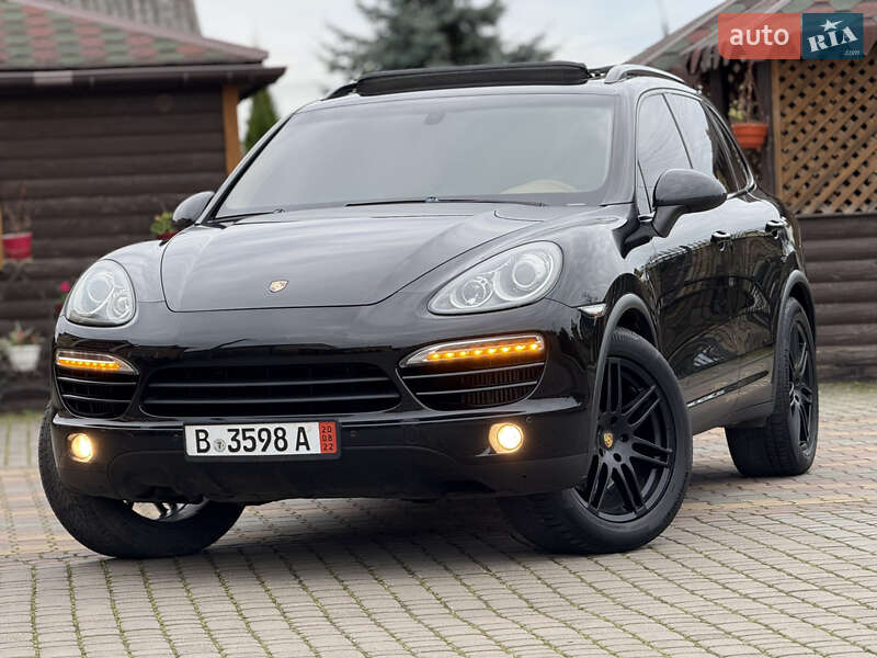 Внедорожник / Кроссовер Porsche Cayenne 2012 в Самборе