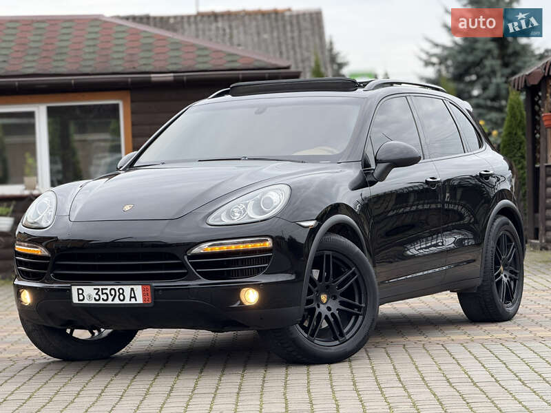 Внедорожник / Кроссовер Porsche Cayenne 2012 в Самборе