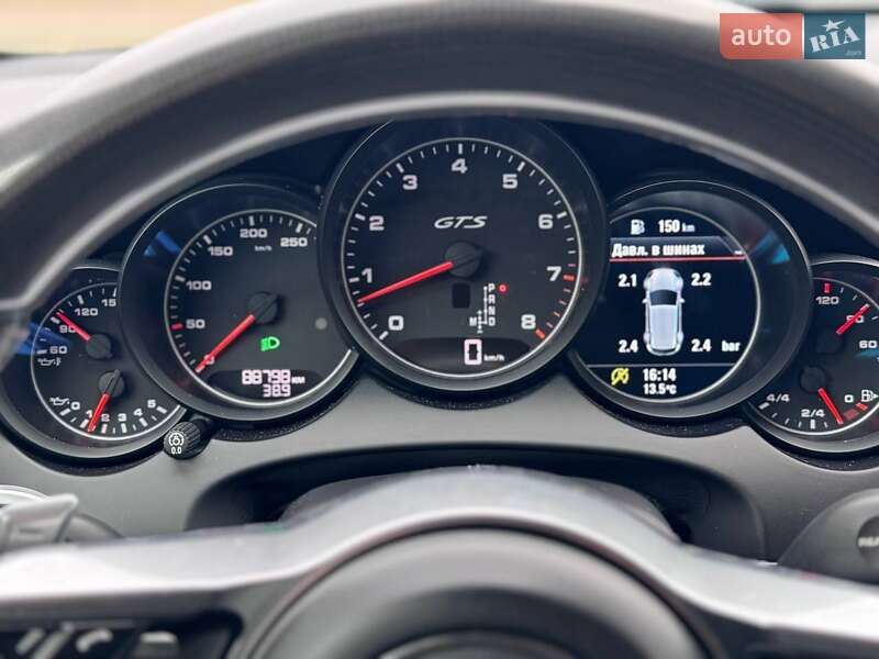 Внедорожник / Кроссовер Porsche Cayenne 2017 в Киеве