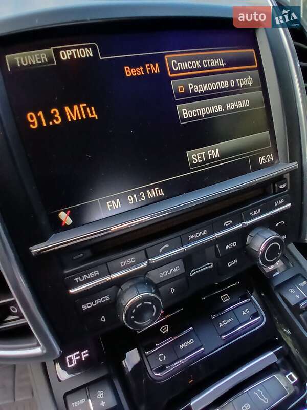 Позашляховик / Кросовер Porsche Cayenne 2011 в Чернівцях