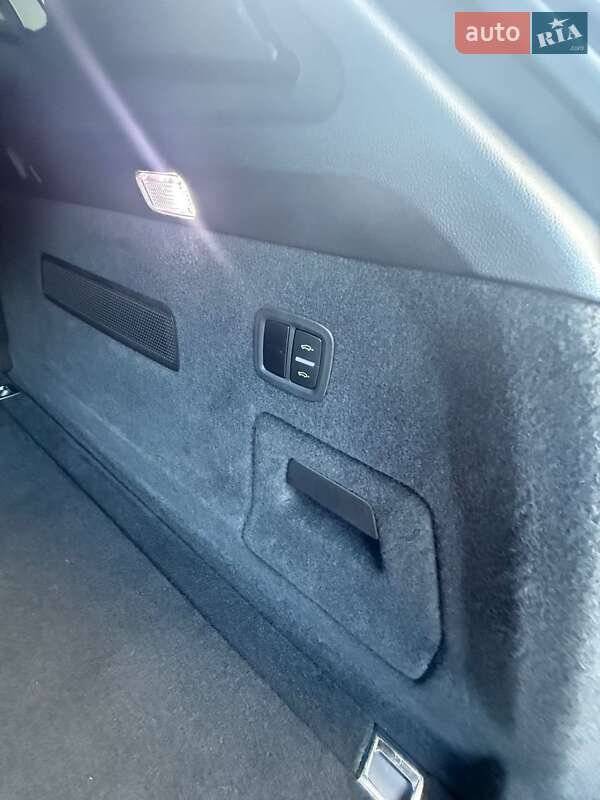 Внедорожник / Кроссовер Porsche Cayenne 2017 в Одессе