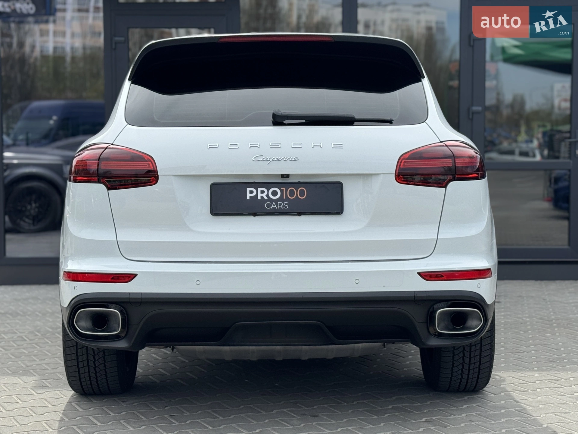 2016 Porsche Cayenne - мініатюра 11