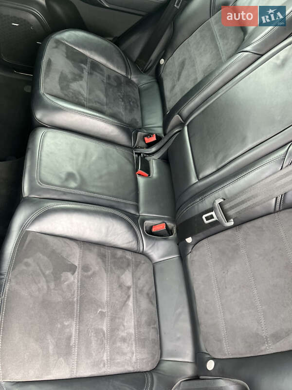 Позашляховик / Кросовер Porsche Cayenne 2014 в Черкасах