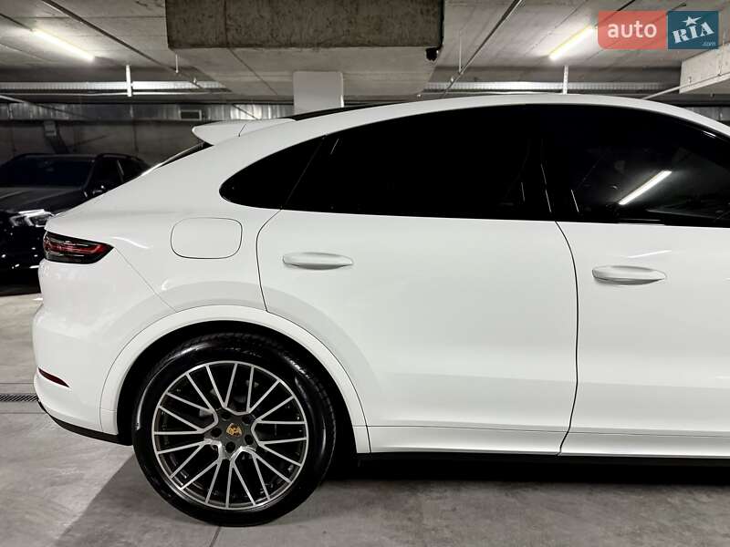Внедорожник / Кроссовер Porsche Cayenne 2019 в Днепре фото 17 Внедорожник / Кроссовер Porsche Cayenne 2019 в Днепре