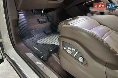 Позашляховик / Кросовер Porsche Cayenne 2019 в  фото 28 Позашляховик / Кросовер Porsche Cayenne 2019 в