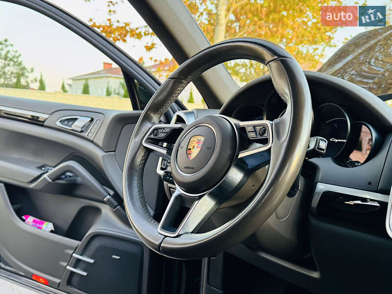 Внедорожник / Кроссовер Porsche Cayenne 2017 в Одессе фото 32 Внедорожник / Кроссовер Porsche Cayenne 2017 в Одессе
