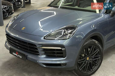 Внедорожник / Кроссовер Porsche Cayenne 2019 в 