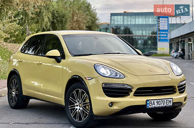 Позашляховик / Кросовер Porsche Cayenne 2010 в Києві