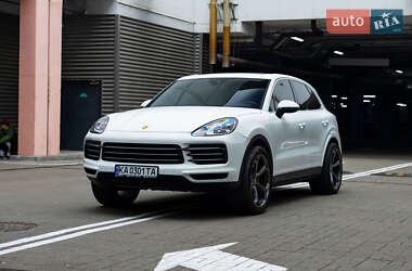 Внедорожник / Кроссовер Porsche Cayenne 2020 в Киеве