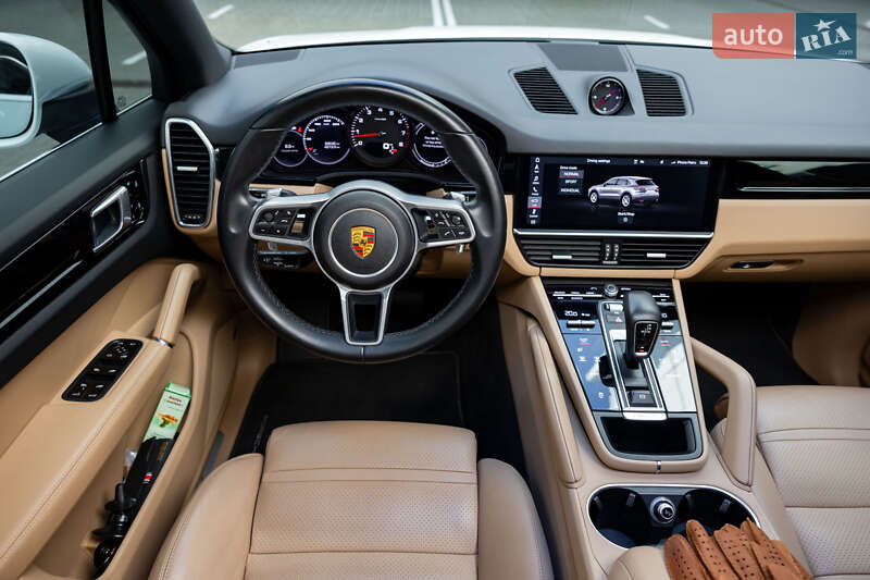 Позашляховик / Кросовер Porsche Cayenne 2020 в Києві