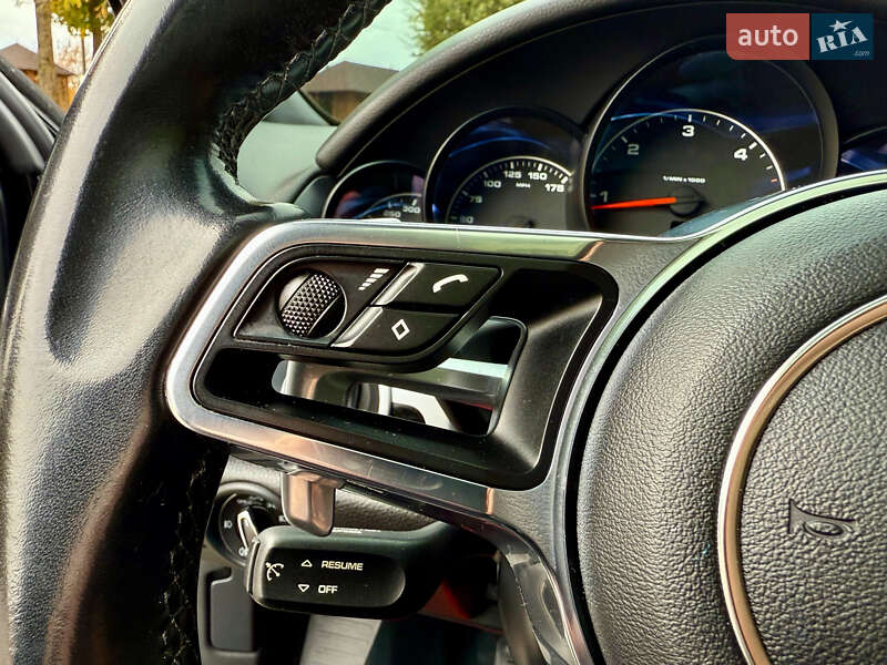 Внедорожник / Кроссовер Porsche Cayenne 2015 в Тернополе фото 22 Внедорожник / Кроссовер Porsche Cayenne 2015 в Тернополе