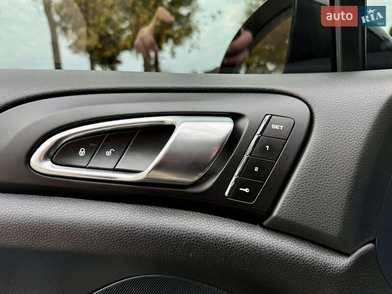 Внедорожник / Кроссовер Porsche Cayenne 2015 в Тернополе фото 41 Внедорожник / Кроссовер Porsche Cayenne 2015 в Тернополе
