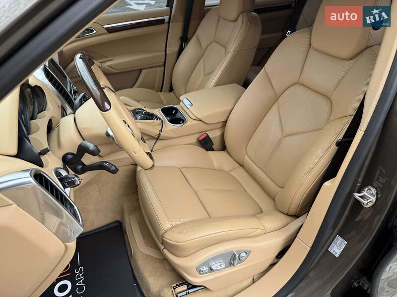 Позашляховик / Кросовер Porsche Cayenne 2013 в Києві фото 22 Позашляховик / Кросовер Porsche Cayenne 2013 в Києві